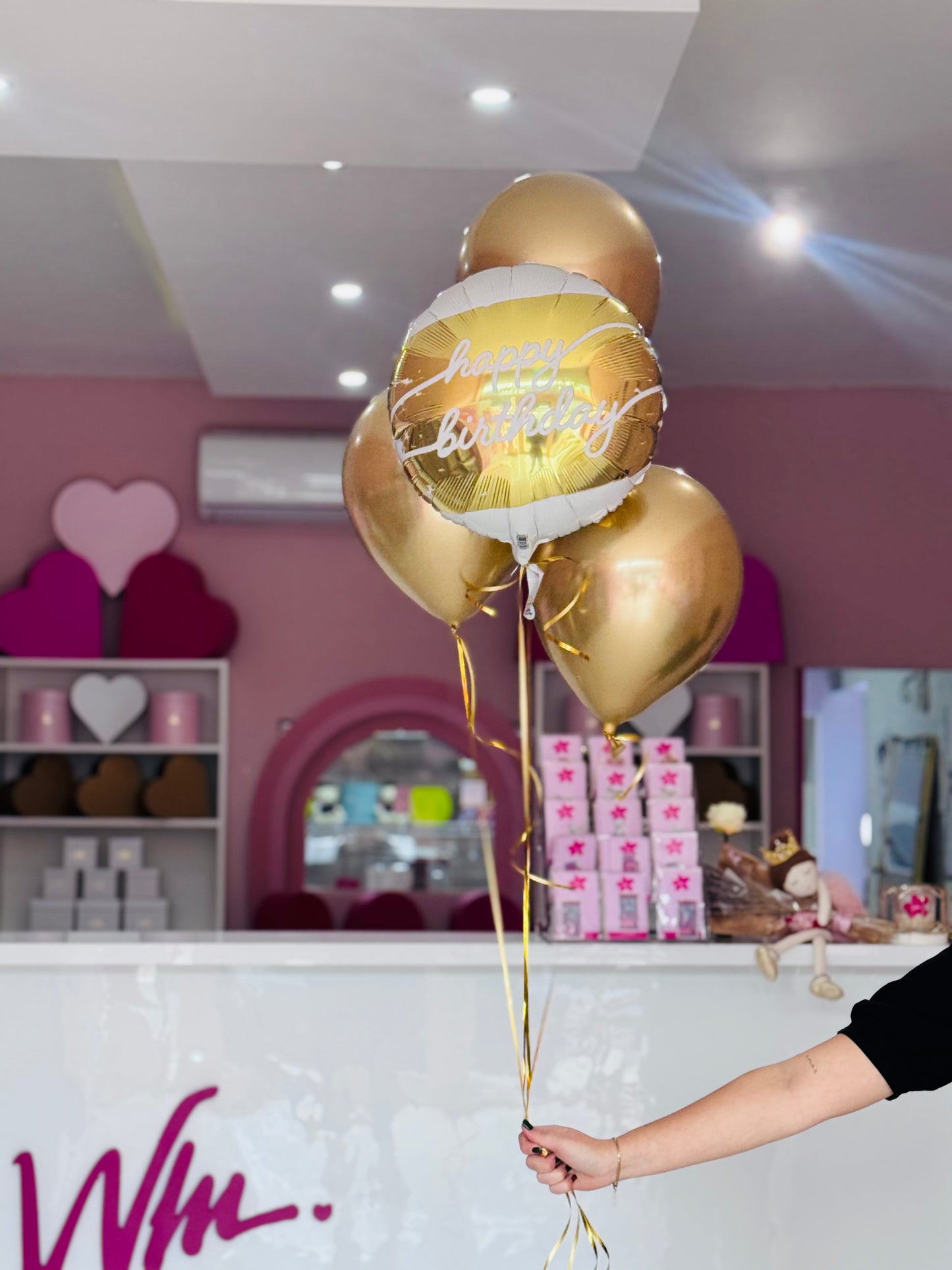 Gold Birthday Balloon Bunch