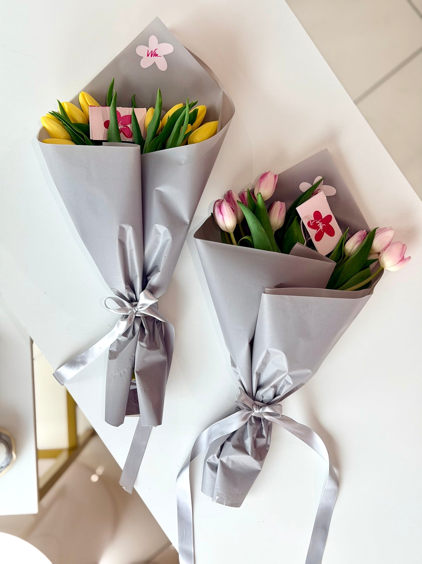 Tulips Basic (Seasonal Colors)